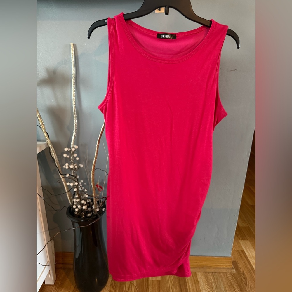 Sleeveless Pink Body con style Dress